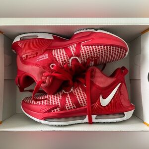 Lebron sneakers - worn once